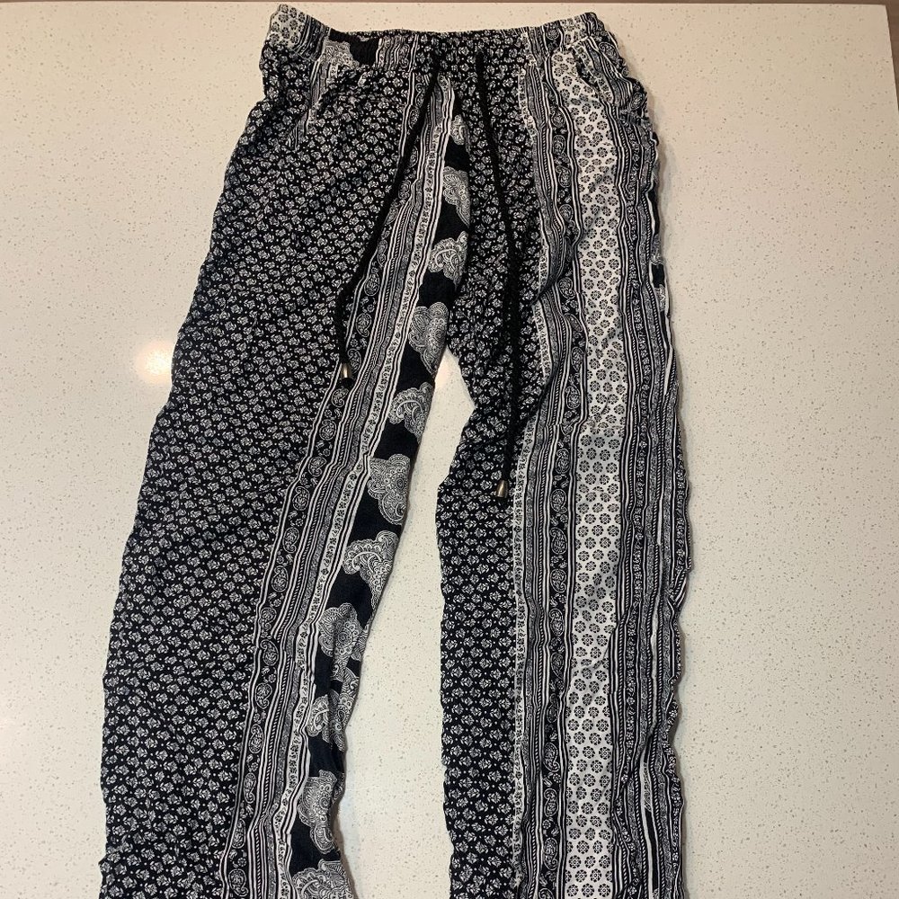 New Look Black & White Bohemian Tie Pants with Pockets